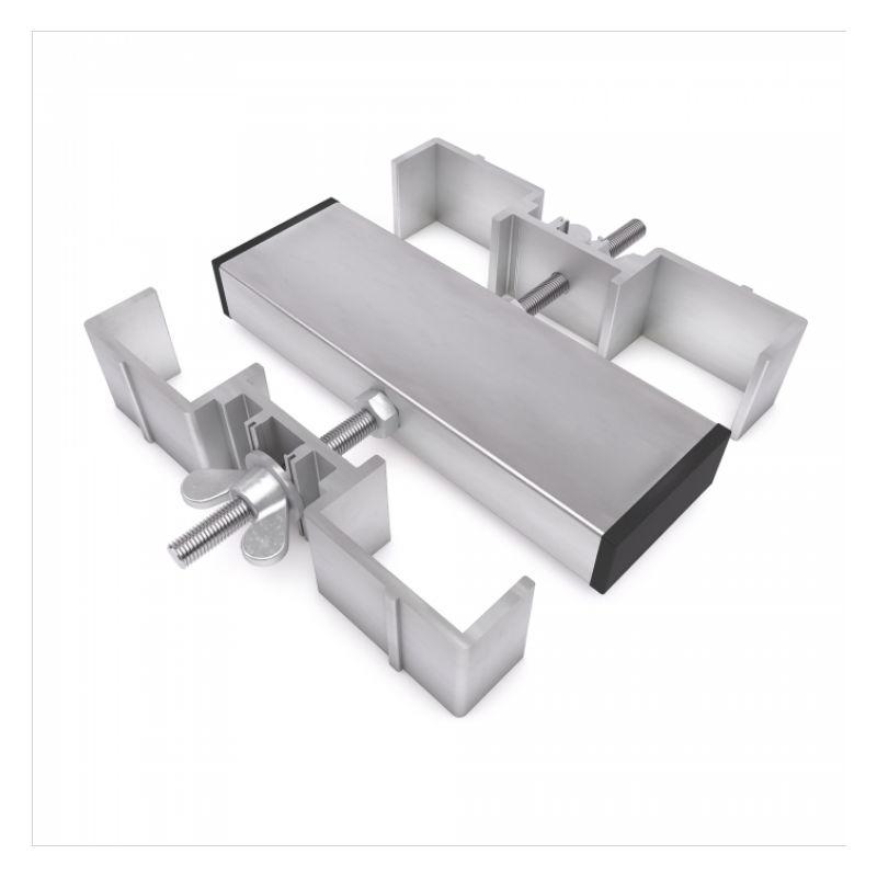 SHOWGEAR MAMMOTH FOUR LEG CLAMP