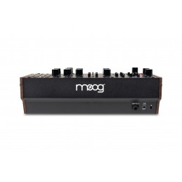 Semi-Modular Parallel Generative Analog Synthesizer