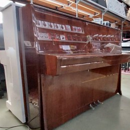 PETROF K-115 PIANOFORTE...