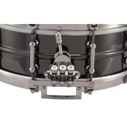PEARL 14x4.0 Brass  Beaded Shell, Single Flange hoops w/Claw Hooks, Vintage Snare Beds, Black Nickel Finish