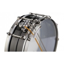 PEARL 14x6.5 Brass  Beaded Shell, Single Flange hoops w/Claw Hooks, Vintage Snare Beds, Black Nickel Finish