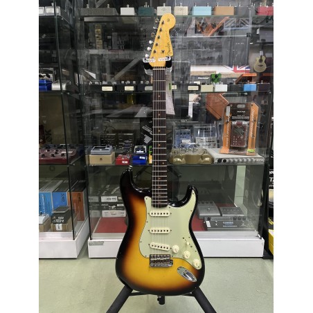FENDER CUSTOM SHOP '60 STRATOCASTER JOURNEYMAN RELIC  LIMITED EDITION - SUNBURST