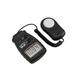 EUROLITE LM-50 MISURATORE DI LUCE DIGITALE