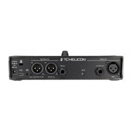 TC-HELICON PLAY ACOUSTIC PEDAL