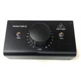 BEHRINGER MONITOR 1
