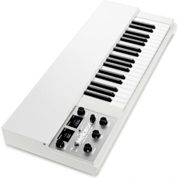 MELLOTRON M4000D MINI SYNTHESISER